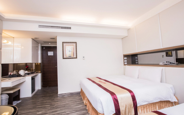 Harmonious Hotel