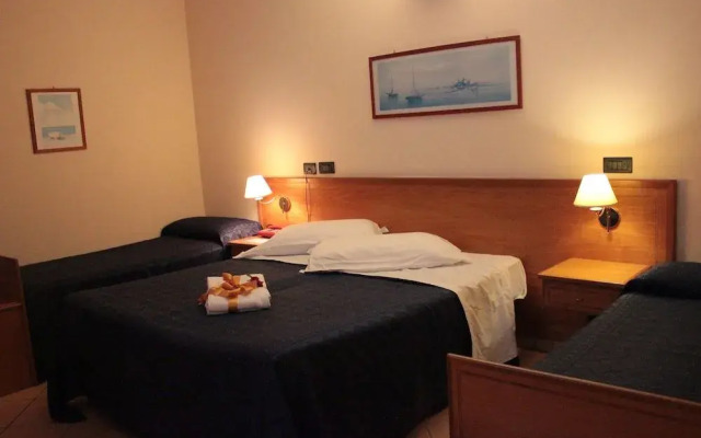Lion's Hotel
