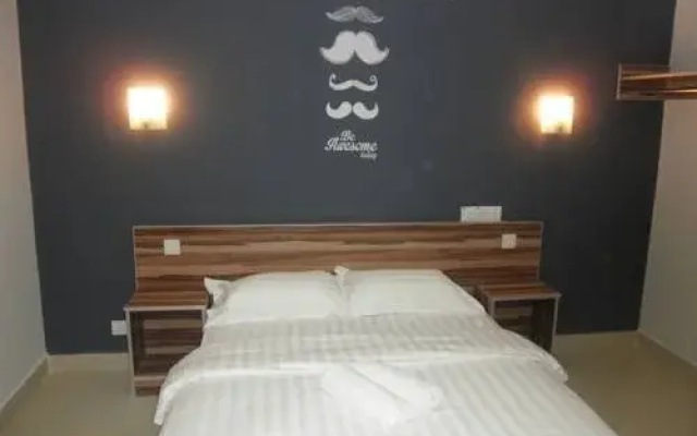Rim Hotel