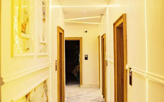 Ehi Grand Hotel