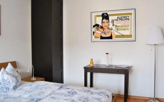 Arizo Apartments & Suites