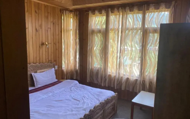 Srichan Resorts