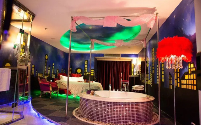 Rose Lover Hotel
