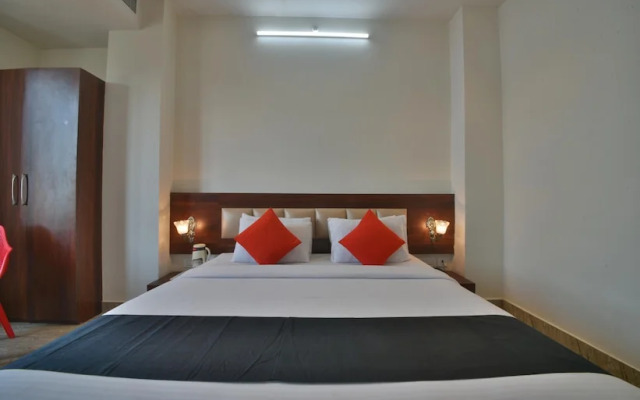 Hotel Sarovar Plaza