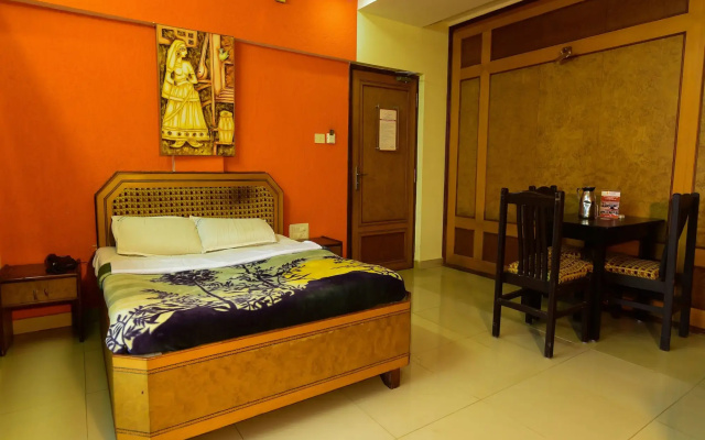 Hotel Ashlesh