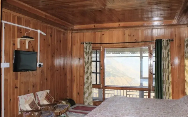 AJ Himalayan Homestay