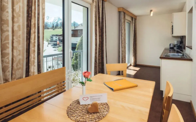 Apartment Ladis Fiss 24454