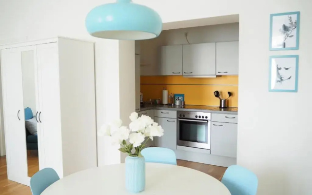 City Residence Apartments FREE Parking & Self Check-in