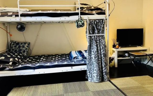 Ricco Mond Hills Apartment House 101
