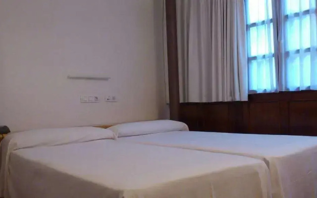 La Plaza Hotel Luanco