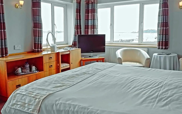 Salterns Harbourside Hotel