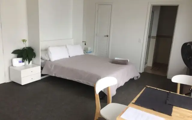 QV Viaduct Apartment
