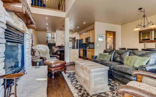 Pines 75 Townhome