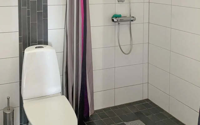 Amazing Home in Tived With Wifi and 2 Bedrooms