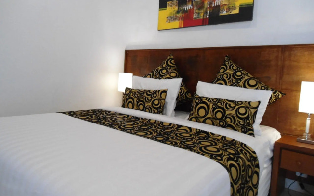 Arya Residence