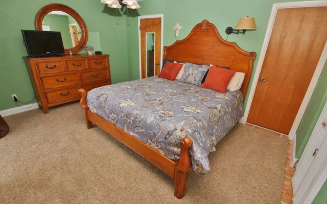 Oceanside Village E3 Apartment 2