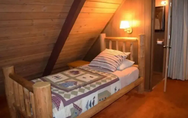 Elk Country Cabin