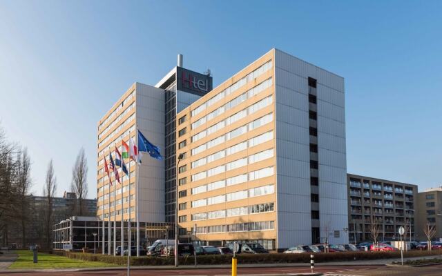 Апартаменты Htel Serviced Apartments Amsterdam Amstelveen вид на фасад