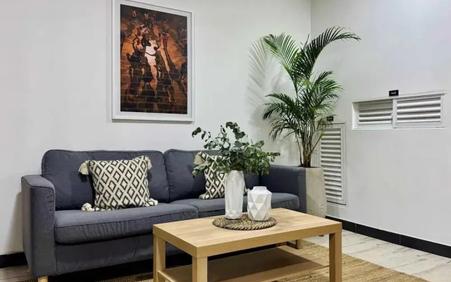 w Cozy Loft w Majestic Deco in Cali