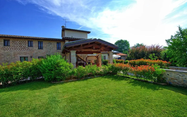 Casale Tiziano by PosarelliVillas