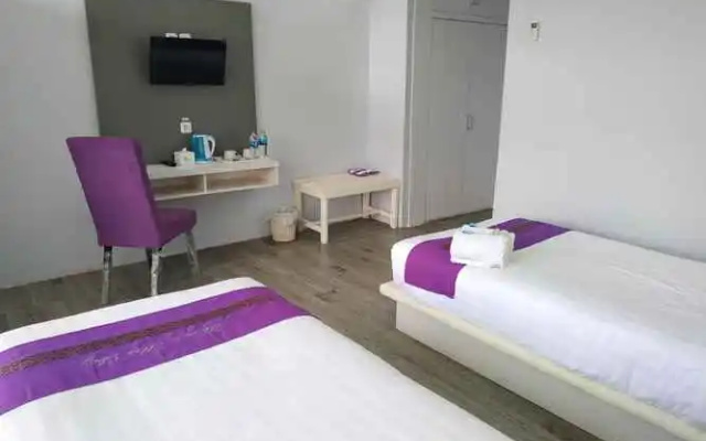 Ilaya Hotel and Resort
