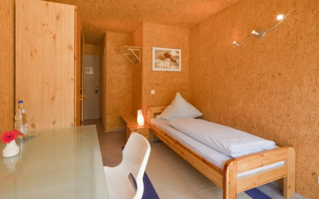 Hotel Vicinity