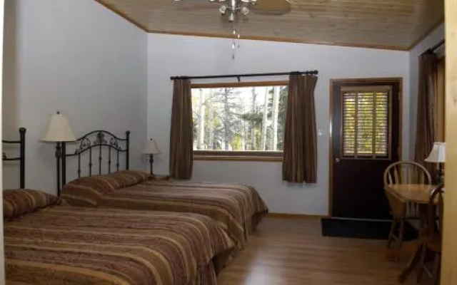 Dalton Trail Lodge