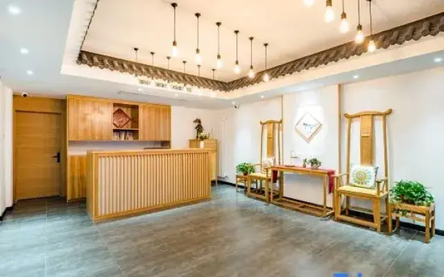 Jinan Yuanshe Wangquan Homestay (Heihuquan Daming Lake Branch)