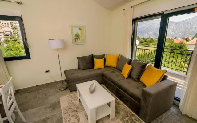 Green Bay Apartments Morinj