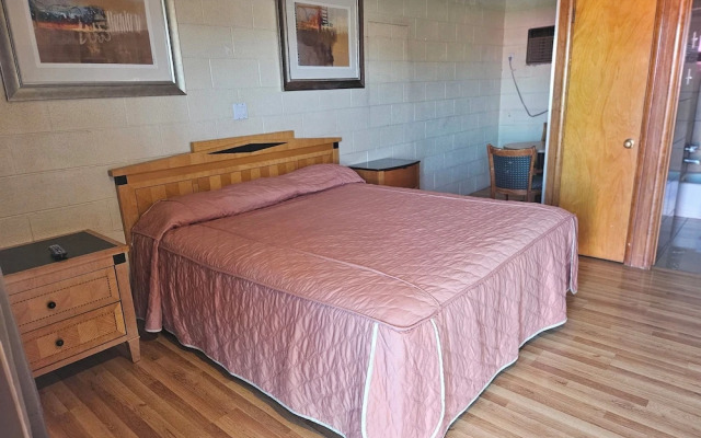 Branding Iron Motel
