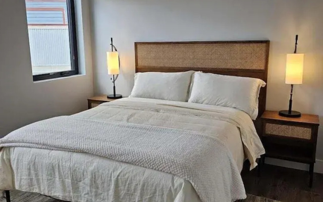 Mayfly Hotel