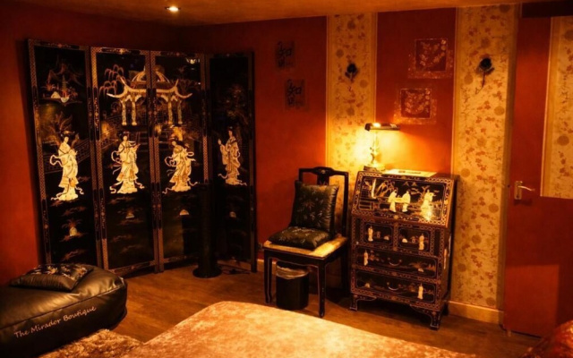 Oriental Suite