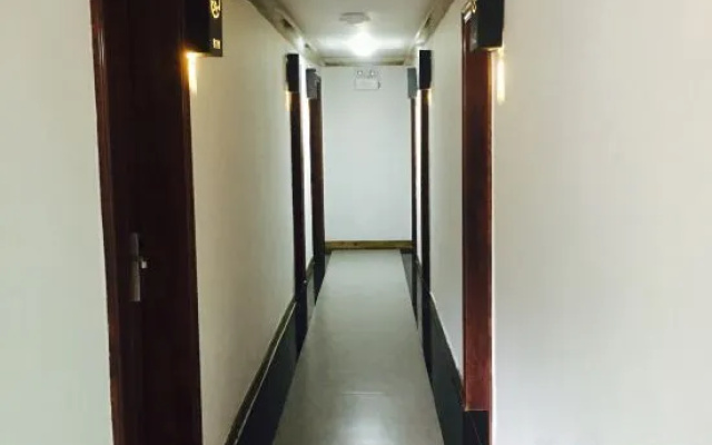 Qianhu Mingyue Hotel