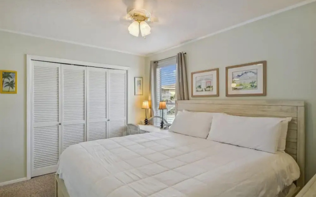 Sandpiper Cove 2041 1 Bedroom Condo by RedAwning
