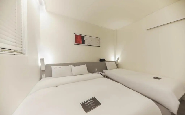 Hotel YAM Yeosu Hakdong