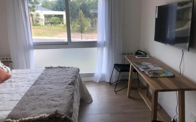 DEPARTAMENTO para 4 personas EN BARRIO CERRADO!!
