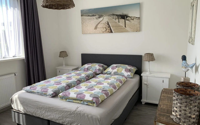 Lovely Holiday Home in Stavoren near Frisian Lakes