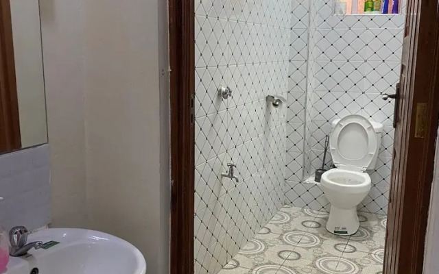 Lux Suites Millward Apartments Utawala