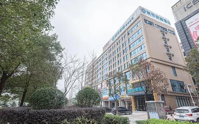 City Comfort Inn Loudi Government