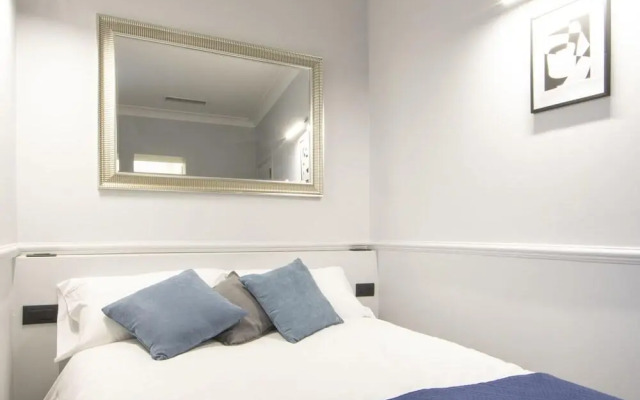 TravelStay - Holidays Suites Navona