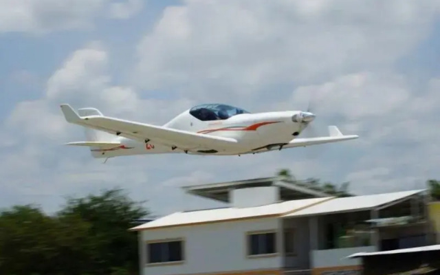 Aeroclub y Hotel Albatros