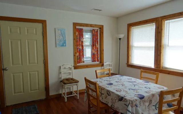 Nutter Tree at Ocracoke - 2 Br Home