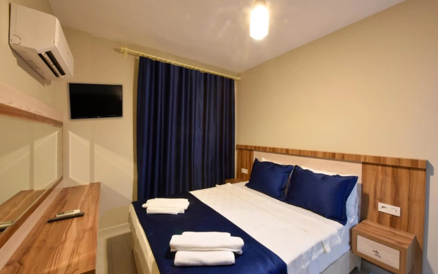 Hotel Lidya