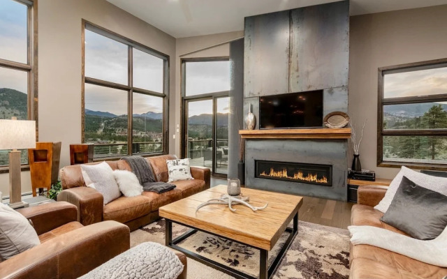 2170 Estes Park - 4 Br Home