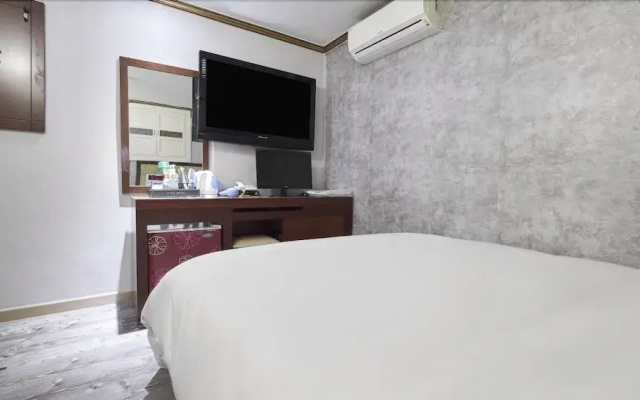 Sweet Motel