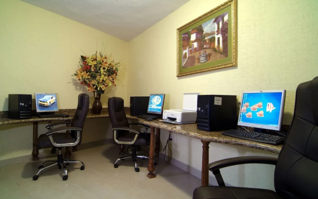 Los Cedros Hotel Inn Chihuahua