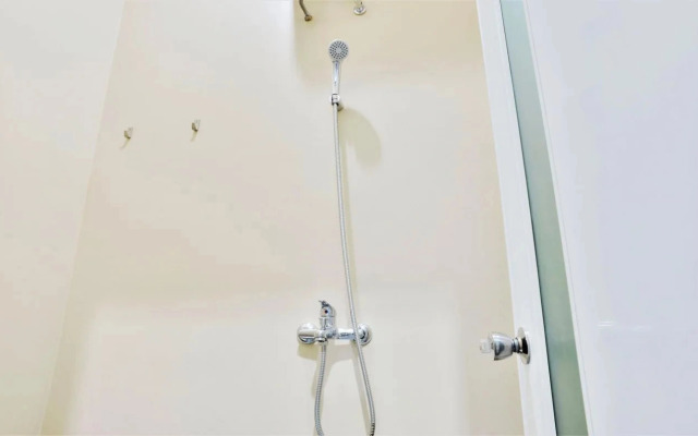 ZEN Rooms Bintaro Sector 3