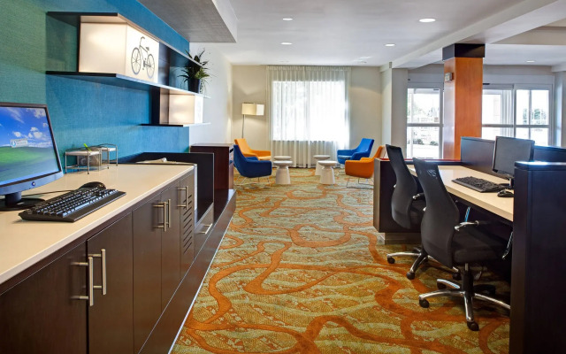 Fairfield Inn and Suites by Marriott Toronto Brampton