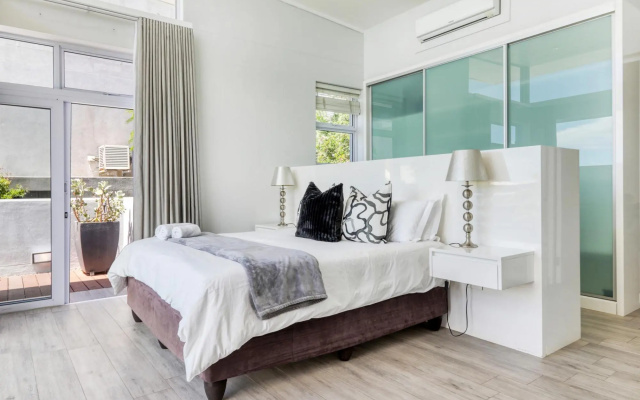 Houghton Villa - Camps Bay