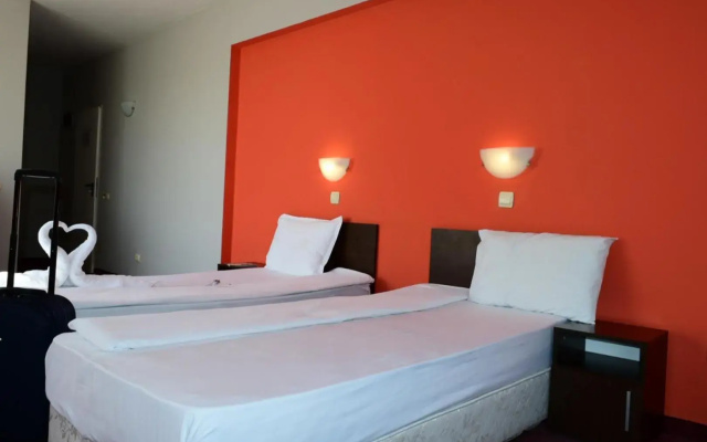 Bon Voyage Hotel Alexander